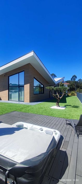 Casa moderna em penalva do castelo