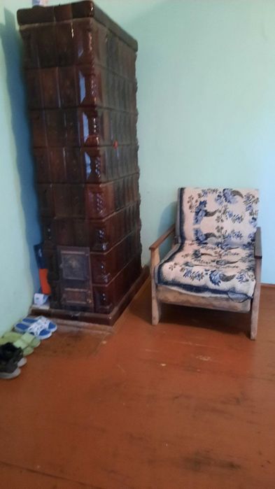 ТЕРМІНОВО продається будинок у м.Вашківці Вижницького р-ну, Черн.обл.