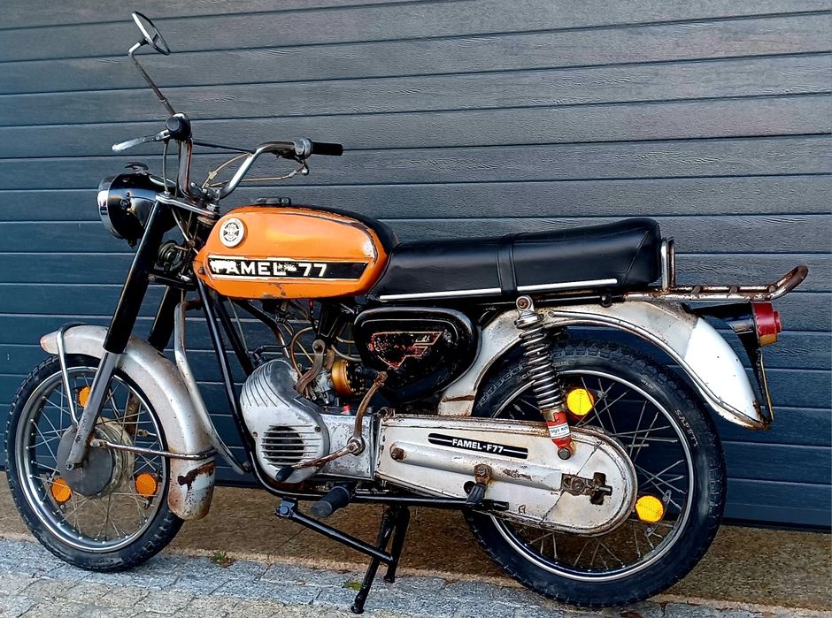 Famel Zundapp 77 Modelo de Luxo Ano 1976