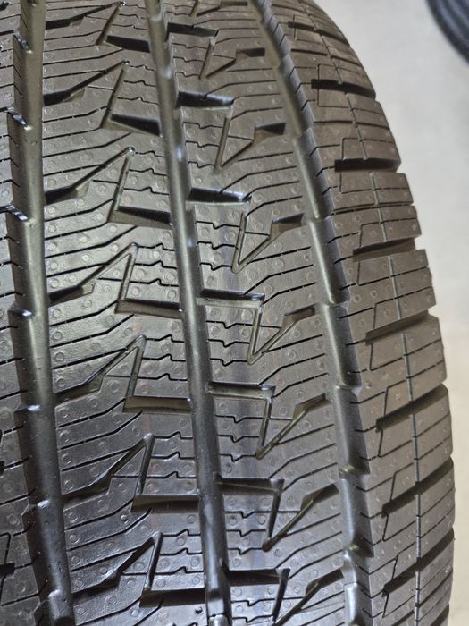 opony  nowe 235/65R16 C Continental VANCONTACT 4SEASON
