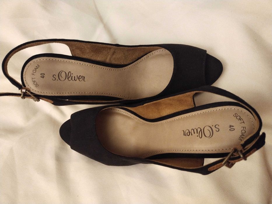 Босоніжки на підборах з відкритим носочком s.Oliver