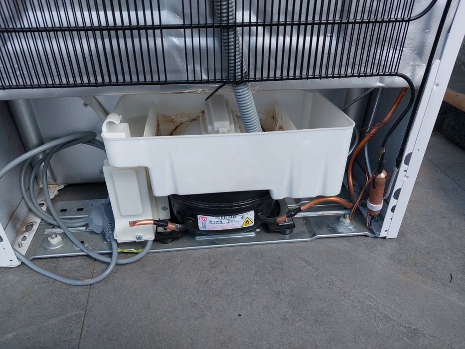 Lodówka Grundig na części