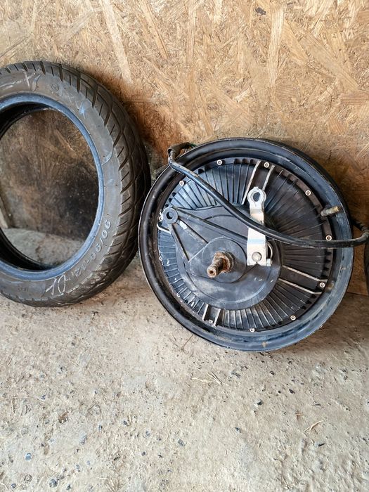 Мотор колесо електро колесо скутер мопед  R12 2,kw 60 volt