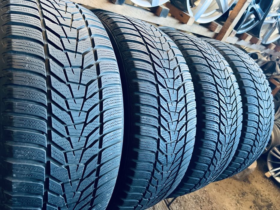 Шини Резина Зимові 235 55 18 Hankook Winter I'Cept Evo3 4шт
