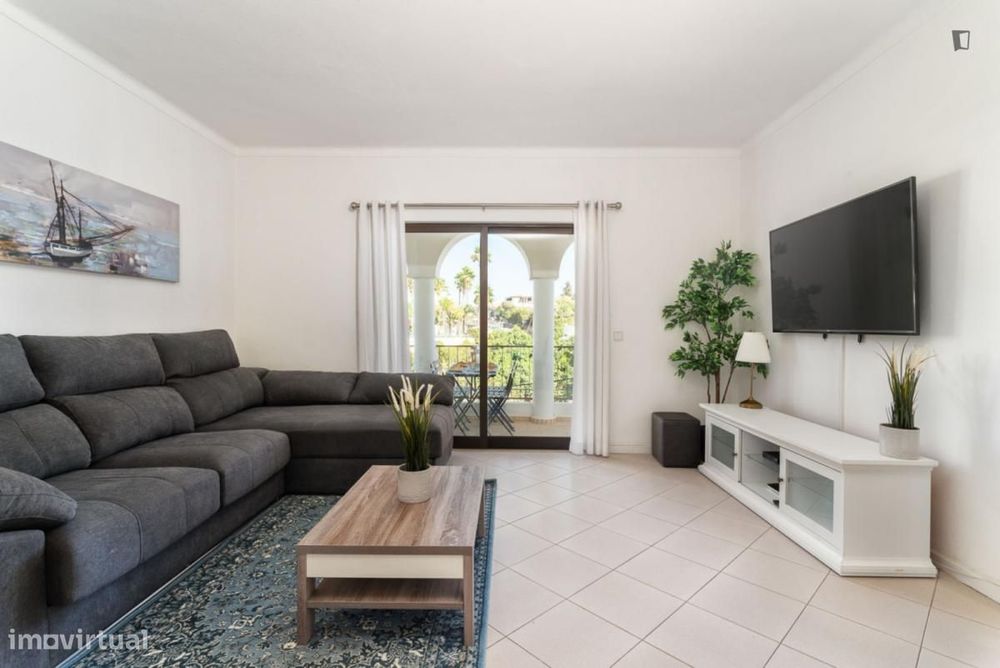 Apartamento com 2 quartos - localizado em Lagoa