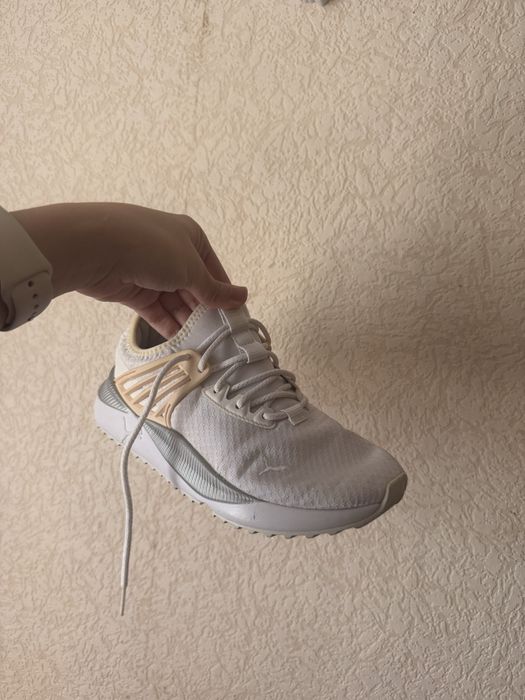 Кросівки puma.