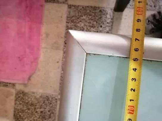 Mesa de cozinha em aluminio e vidro fosco