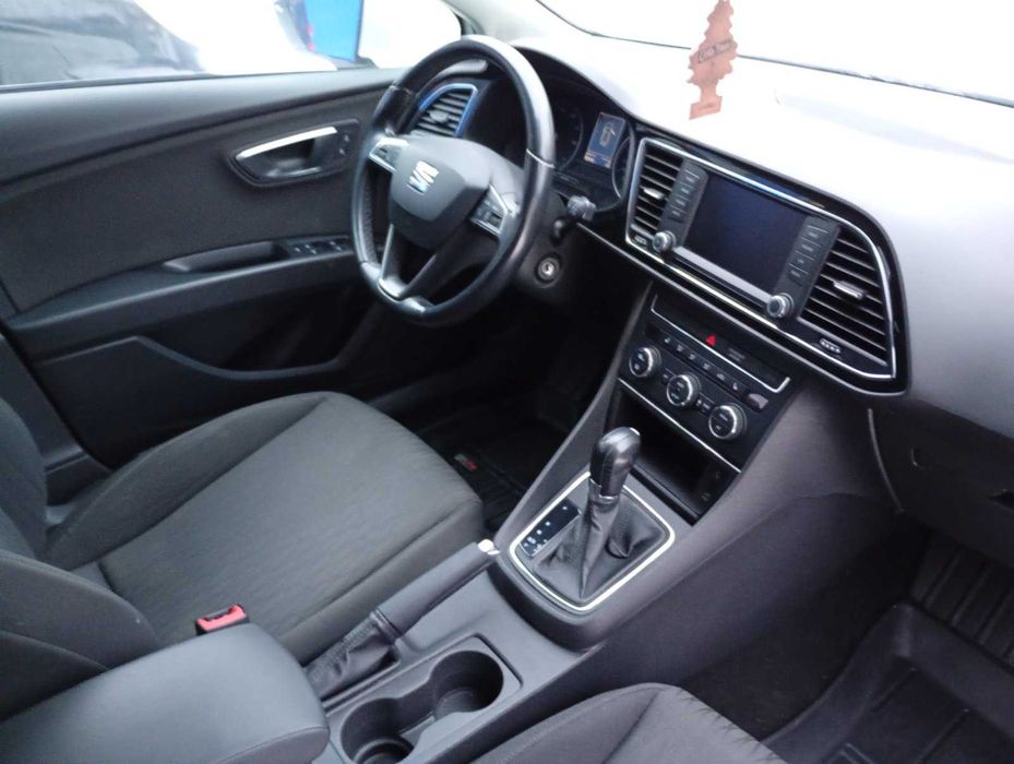 Seat Leon 3 III 2015г F5 1.4 tsi AT DSG white белый