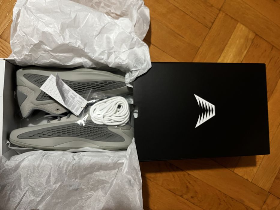 Buty adidas AE 1 Low Metallic Grey rozm. 42 2/3 basketball