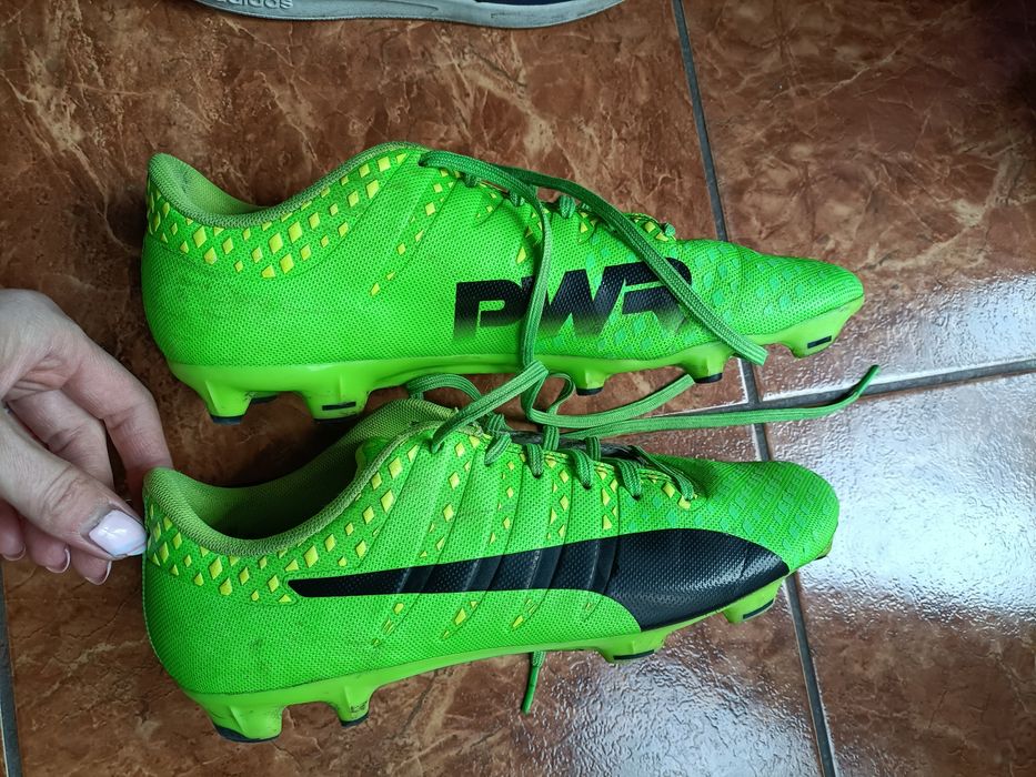 Buty piłkarskie korki Puma PWR rozmiar 42