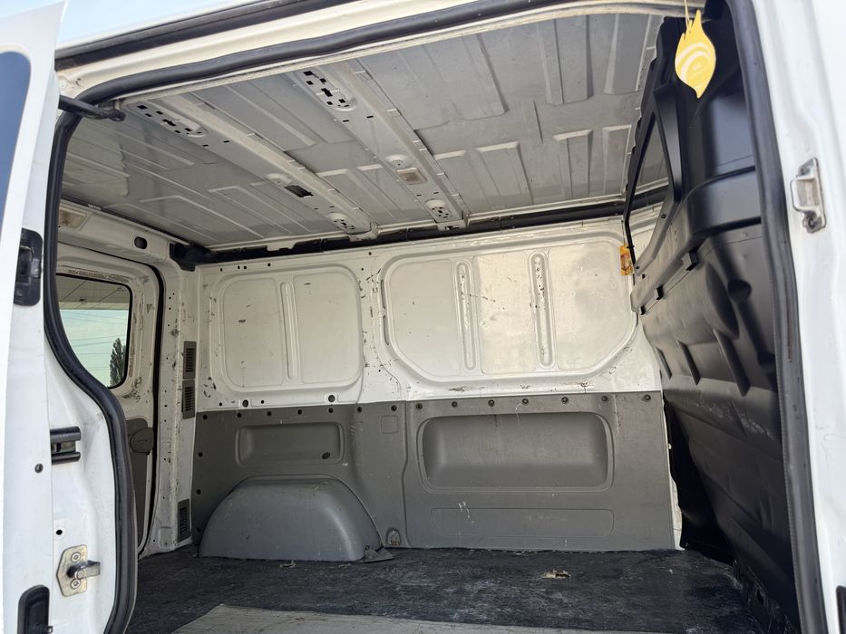 Renault Trafic 2.0DCi 115 2013 Рік