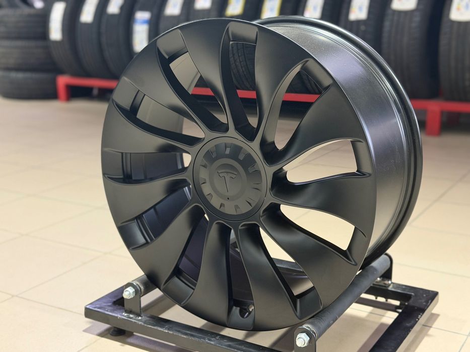 Диски Replica Tesla 2119 SB 20*9,5 5x114,3 ET45 Dia64,1