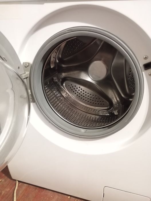 Пральна машина. .