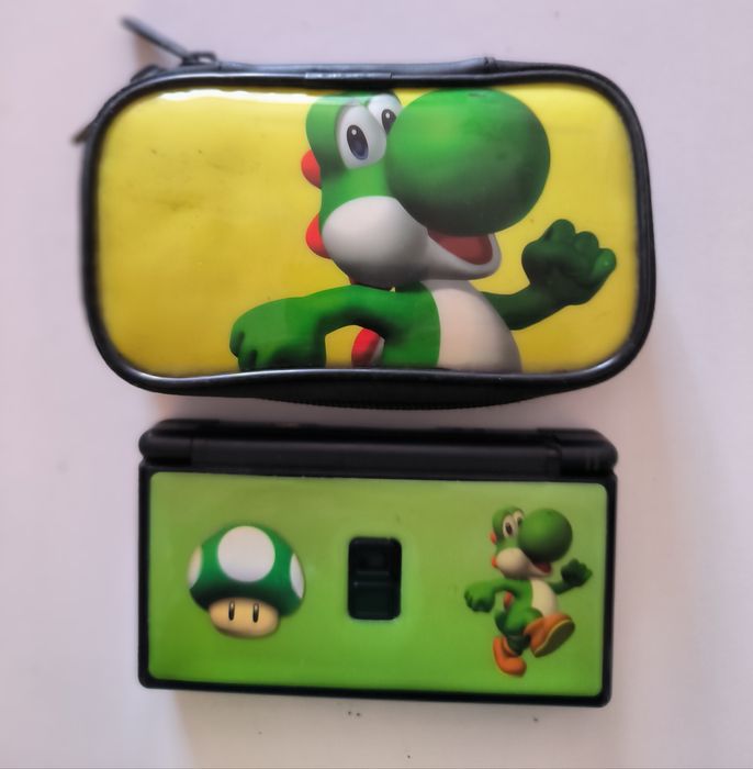 Nintendo  DS Lite. +gratis dwie retro gierki TAMAGOTCHI