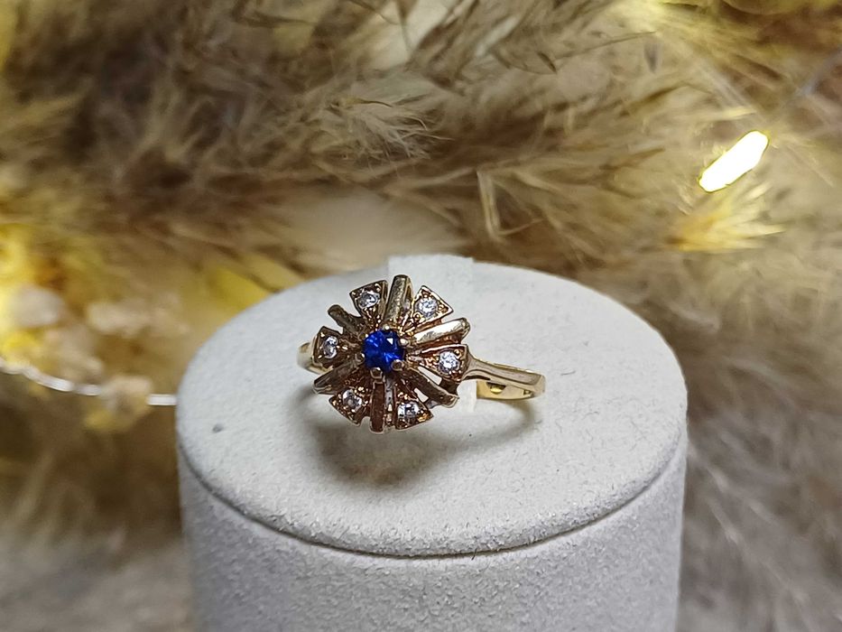 Piękny pierścionek z chabrowym oczkiem P585 rozmiar 13"