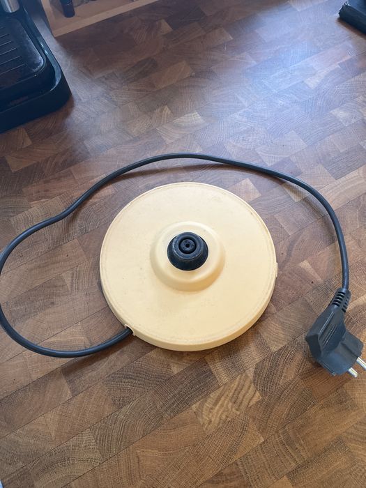 Chaleira eletrica Braun