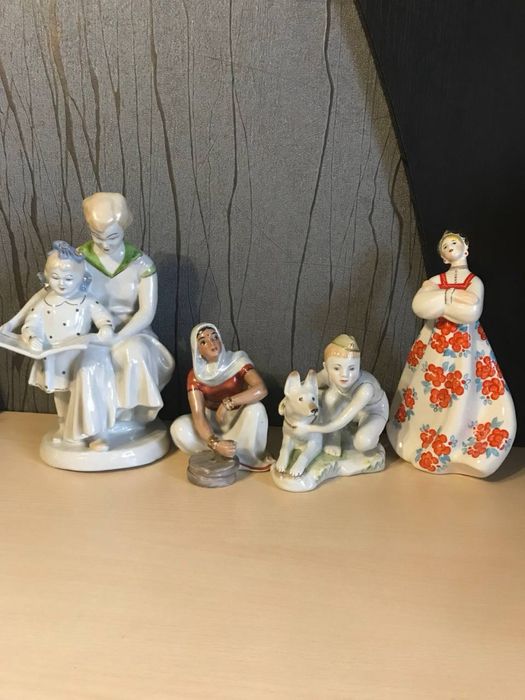 Продам фарфоровые статуэтки СССР