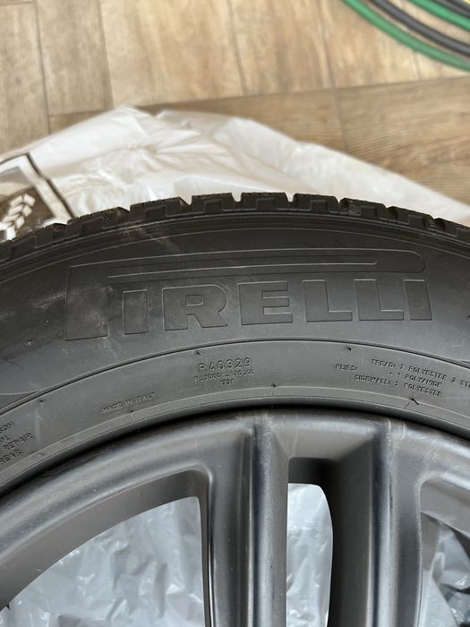 Гума Pirelli 215/65/17