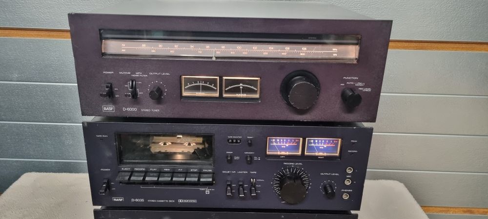 Wieza HI-FI stereo BASF D-6075