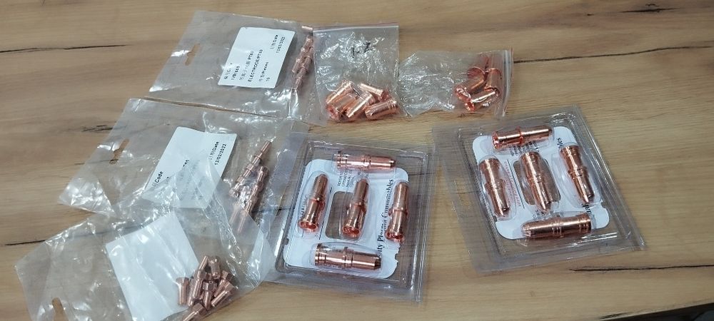 Końcówki prądowe nowe