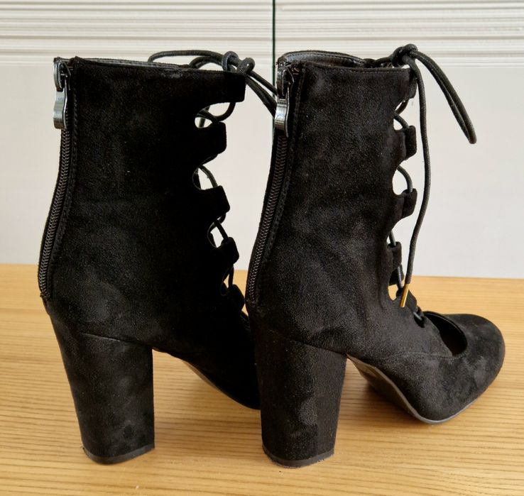 Buty damskie wysokie