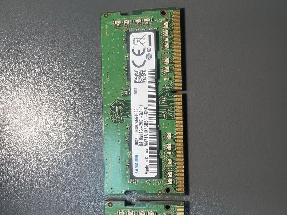 DDR4 Samsung 8GB 2шт 16GB