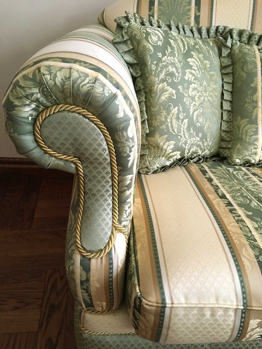 Два дивани, комплект