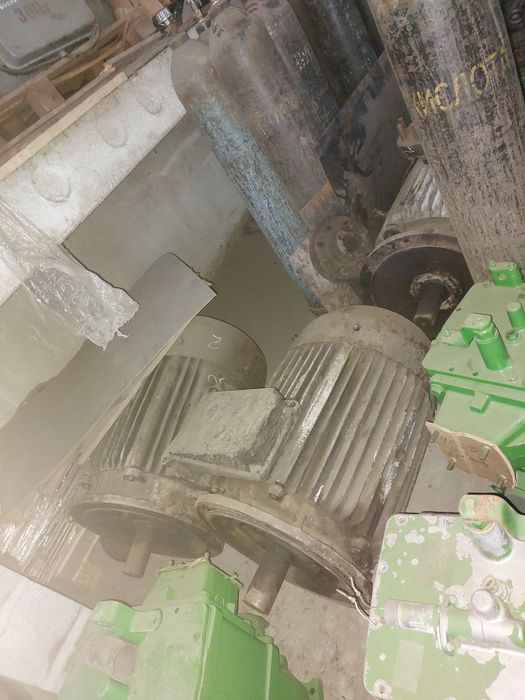 Продам електродвигуни 40 кВт