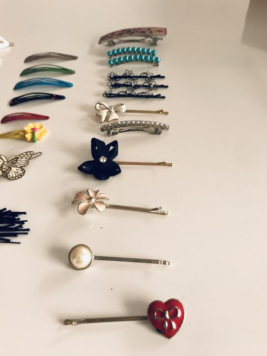 Ganchos, bandoletes, fitas, elásticos, tiaras, correntes p/ cabelo