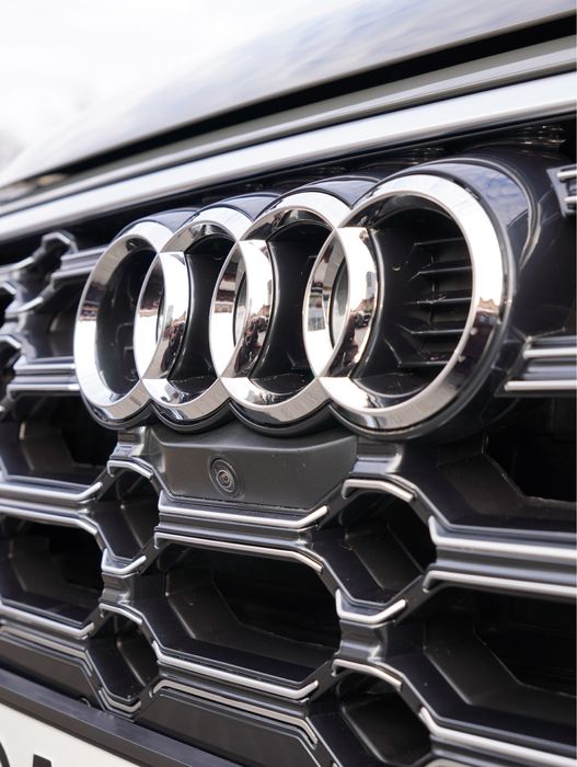 Audi Q5 2023 рік 2.0 tfsi MHEV