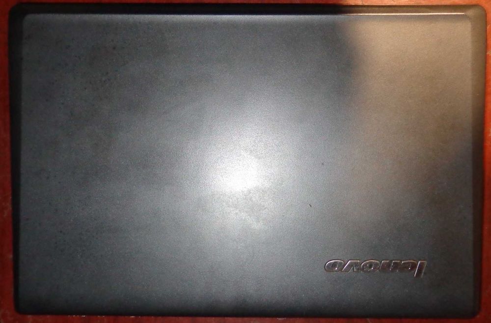 Lenovo G560- хороший, робочий ноутбук.