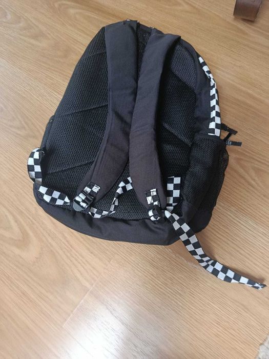 Mochila escolar e estojo