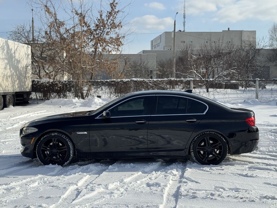 Продам бмв ф10 в гарному стані