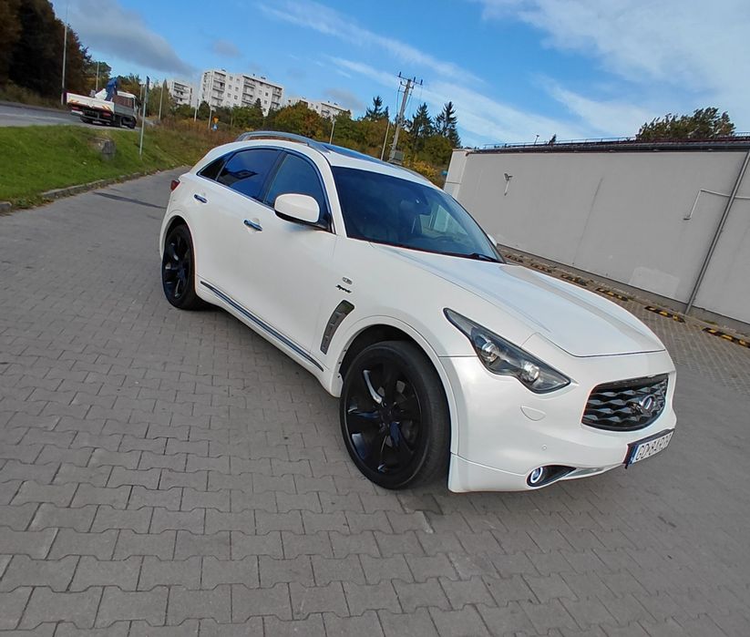 INFINITI FX30 D SPORT PREMIUM przebieg 185 tys