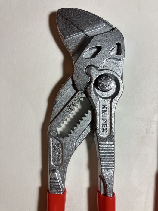 2 Alicates Knipex novos