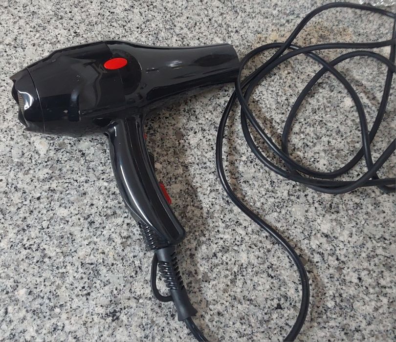 SECADOR DE CABELO.Casa,Quarto,Wc,Viagem,Trabalho ,Cabo 2.8mts.