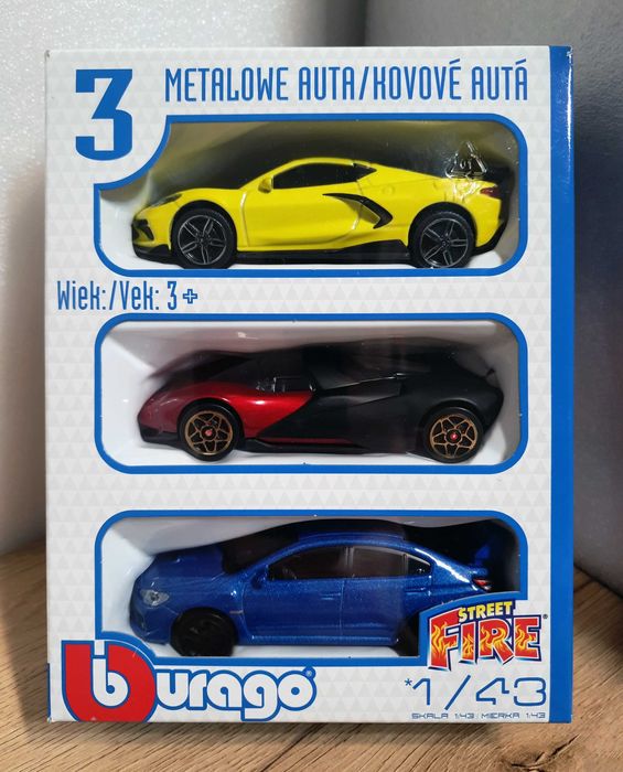 NOWY zestaw 3 autek Bburago 1:43, Kolekcja Burago, samochody, prezent