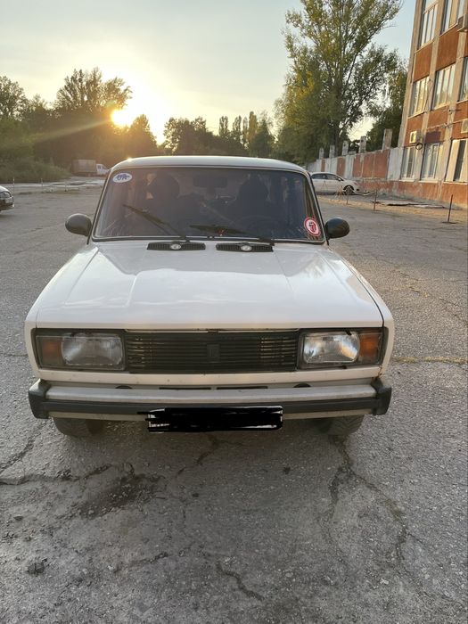 Продам ваз 21053