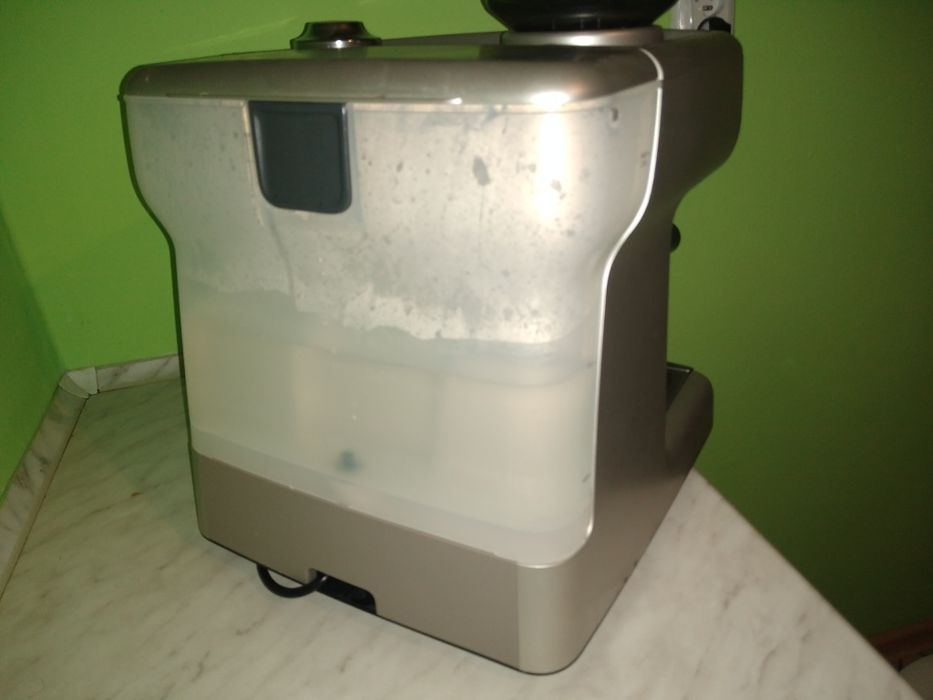 Breville Barista Max Expres kolbowy