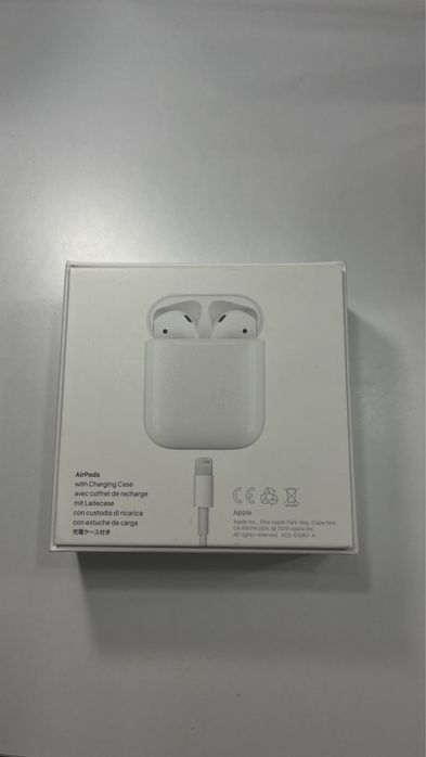 Навушники AirPods