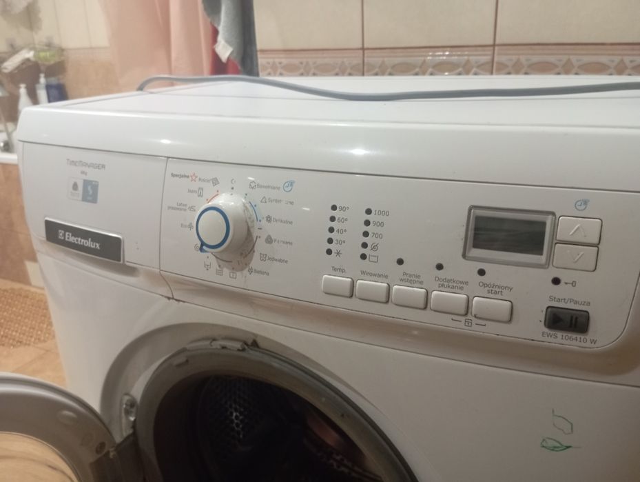 Пральна машина electrolux ews106410w