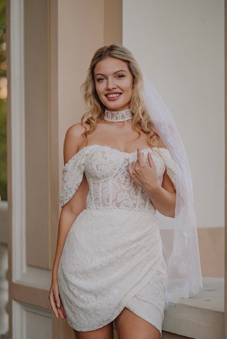 Шикарное свадебное платье-трансформер с фатой и съемной юбкой