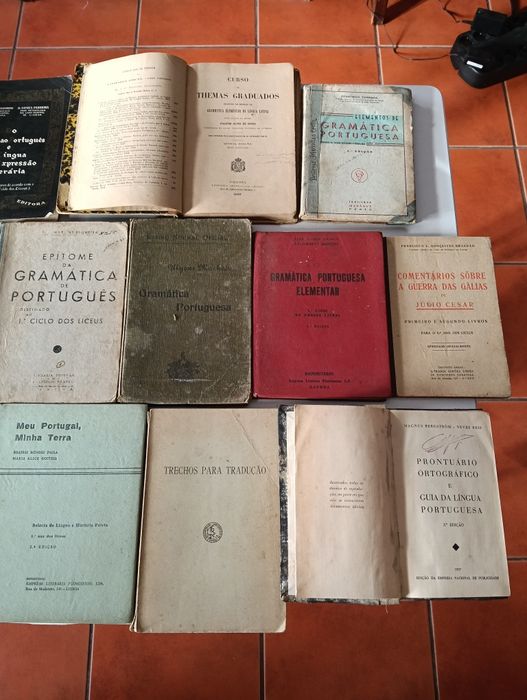 44 Livros Escolares Antigos e outros 3