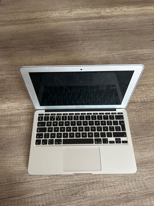 Vendo por 200€ esta como novo