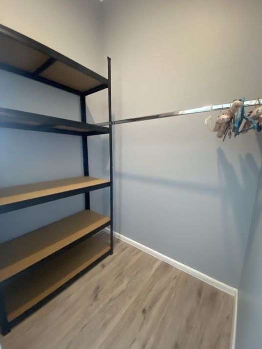 Здам в оренду сучасну 2кімн квартиру (будинок з генератором)