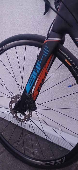 Bicicleta BH Quartz Disc Ultegra