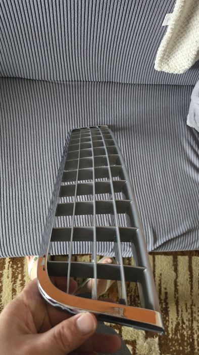 Grade inferior para-choque Fiat Linea