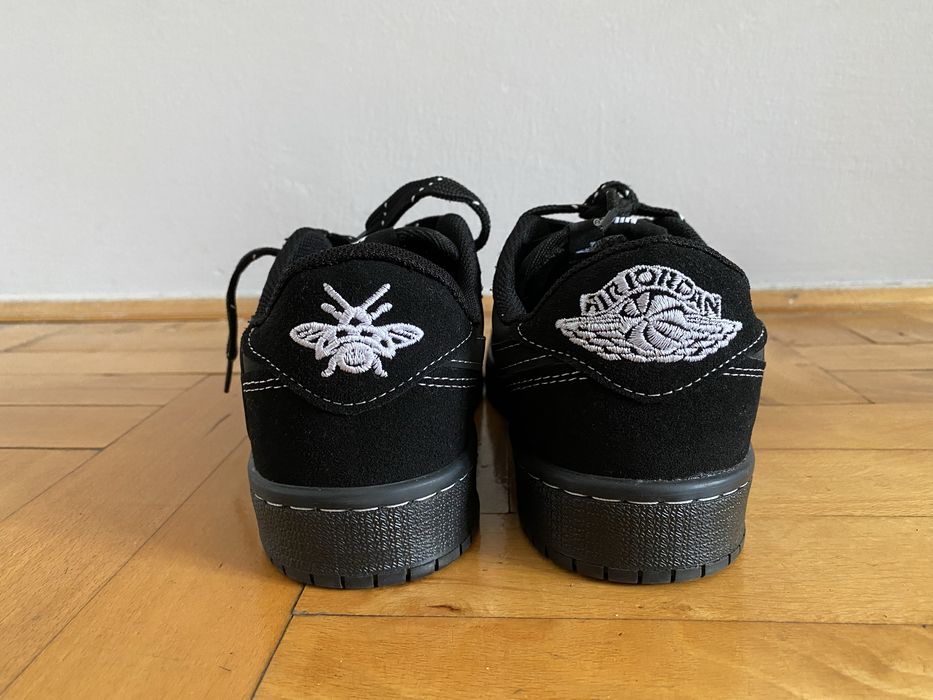 buty sportowe.