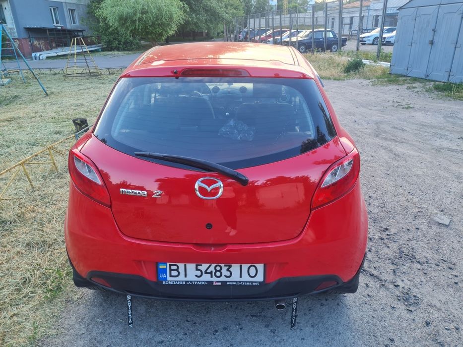 Продам Мазда 2 2010