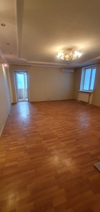 Продам  комерційне  приміщення